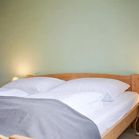 Landlord Apartament